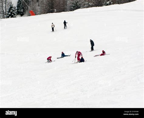 Ski lesson disaster Stock Photo - Alamy