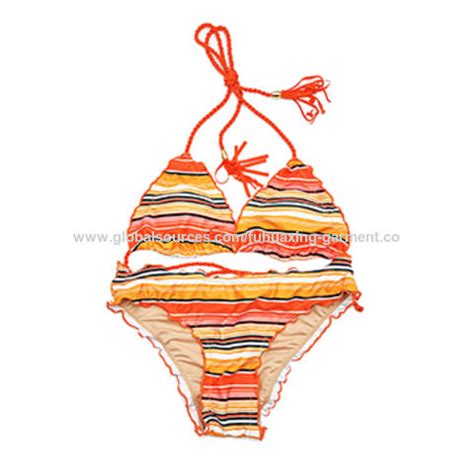 China Two Piece Bikini Triangle Printed Swimwear Two Piece Scrunch Bathing Suits On Global