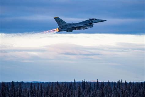 F 16s Intercept Russian Bombers Near Alaska Norad Says Air And Space Forces Magazine