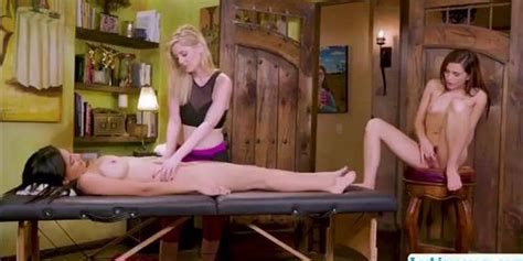 Hot Lesbians In Threesome Pussy Licking After Wild Massage Tnaflix