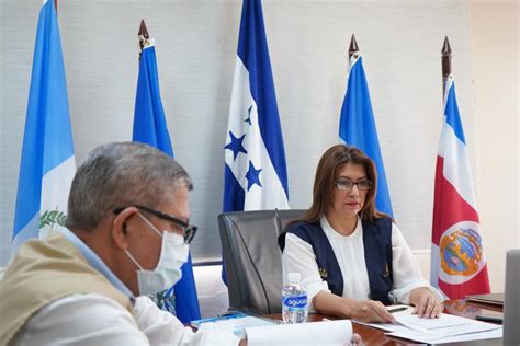 Honduras traspasa la Presidencia Pro Témpore del COMISCA a Nicaragua