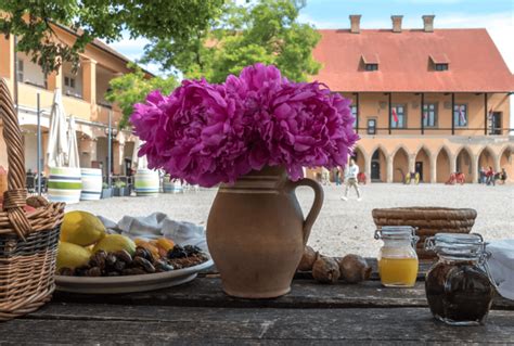 Pünkösd az Egri Várban Hotel Villa Völgy Eger másolat