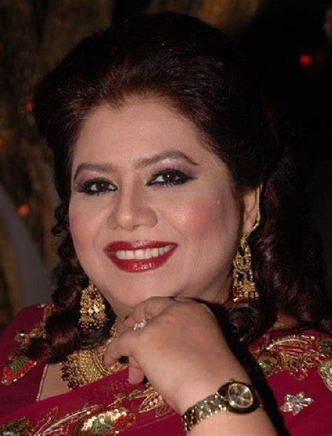 Hot Sexy Runa Laila Bikini Pics