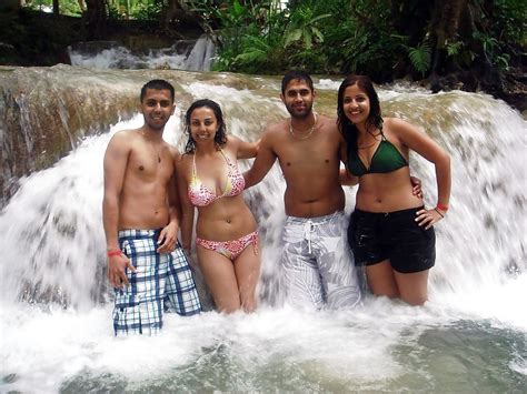 Desi Bikini Bash Porn Pictures Xxx Photos Sex Images Pictoa