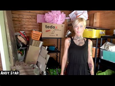 MILF ALLEMANDE BAISÉE DANS LA MAISON DU JARDIN XVIDEOS