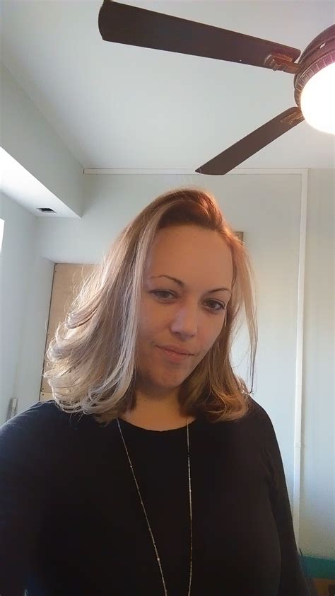 Stylists warn against DIY how to get rid of black hair dye on hair 6