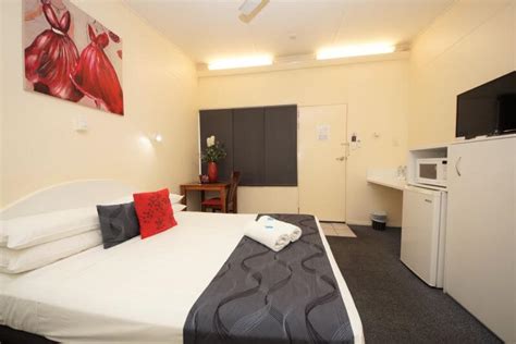 Best Ayr Accommodation - Parkside Motel Ayr Queensland