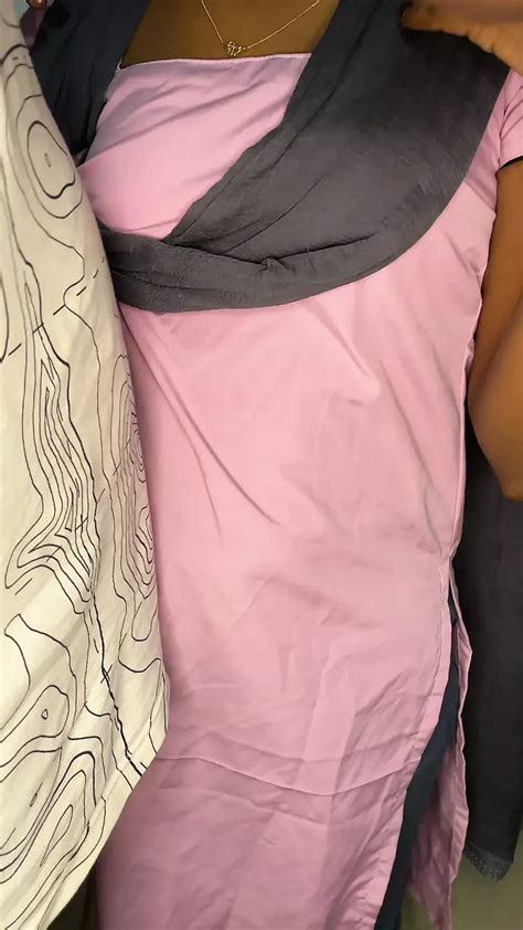 Gadis Sekolah Perawan Mallu India Desi Pertama Kali Mencoba Seks Anal XHamster