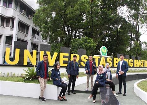 Universitas Bung Hatta Raih Penghargaan Di Ajang Anugerah Diktiristek