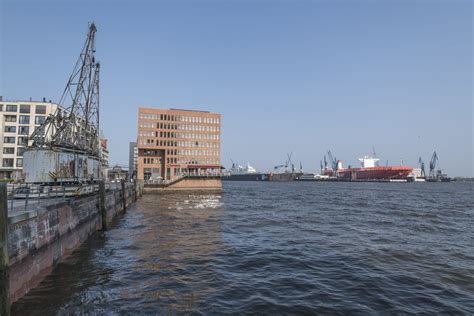 Clipper Boardinghouses Hamburg Michel MamisTravelGuide