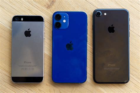 iPhone 12 mini и iPhone 12 Pro Max сравнили с другими смартфонами Apple