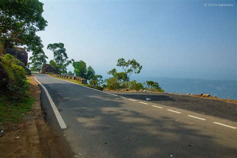 Munnar Gap Road | Abhinav Raveendran Photography