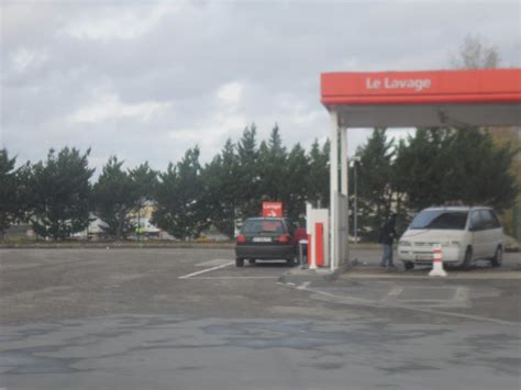 TOTAL 116 Quai De La Souys Bordeaux France Gas Stations Phone