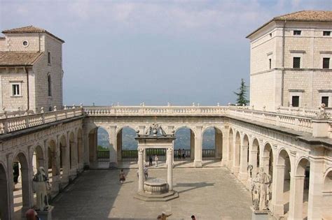 Monte Cassino Abbey and Word War II Museum Full Day Tour from Sorrento