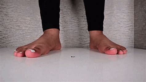 Small Girls Playful Indian Feet Crush MOV Amateur Soles Giantess And Footjobs Clips4sale