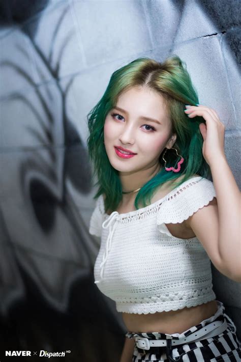 Ghim của Mina Myoui trên 낸시 Nancy Momoland trong 2023 Sexy Phong