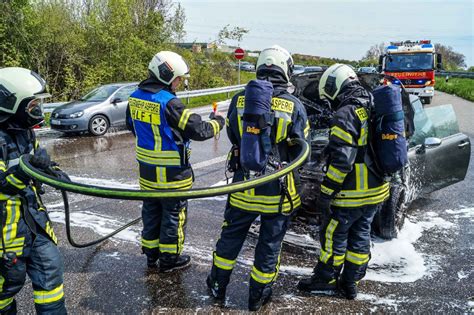 Neuer Wagen Geht In Flammen Auf