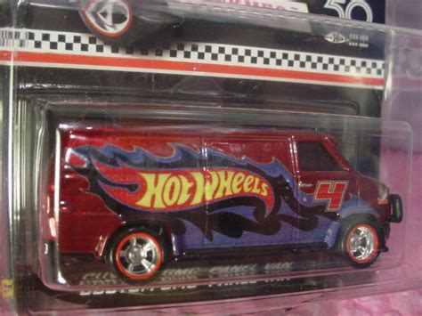 2018 Hot Wheels CUSTOM GMC PANEL VANred Redline Real RidersTARGET