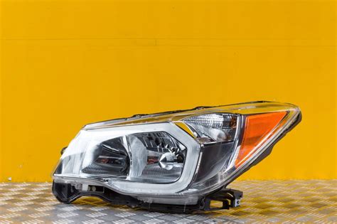 Subaru Forester Reflektor Lampa Xenon L Usa