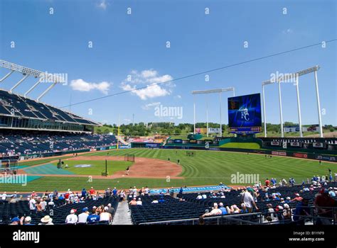 Kauffman Stadium Hi Res Stock Photography And Images Alamy