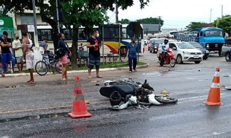 Mulher Que Estava Em Moto Atingida Por Carreta Morre A Caminho Do