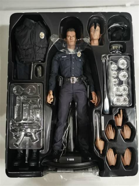 HOT TOYS MMS129 TERMINATOR 2 JUDGMENT DAY T1000 1 6TH SCALE COLLECTIBLE FIGURE Hobbies Toys