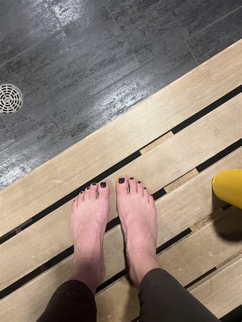 Snuck This Photo Of Me In The Sauna Rpublicfeetpics