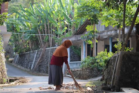 Kerja Bakti - Eksotika Desa