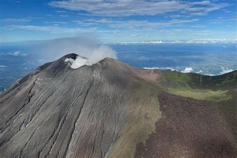 LIVE updates: Kanlaon Volcano restiveness | Philstar.com