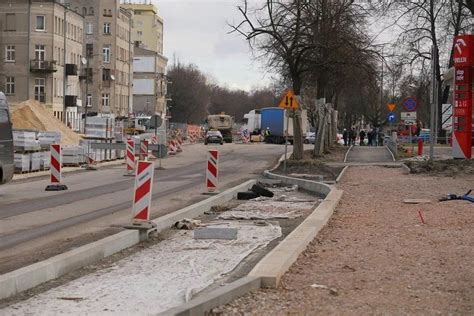 Ulica Wojska Polskiego Powoli Nabiera Docelowych Kszta T W Buduj