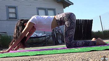 Sexy Yoga Pants Workout Xvideos