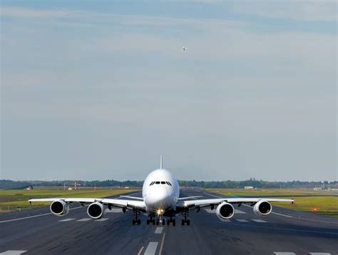 Mengenal Pesawat Terbesar Airbus A380 Yang Akan Beroperasi Di Bali