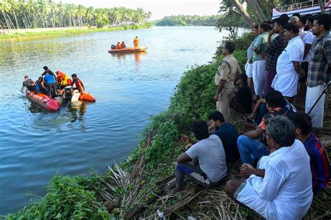 Tourist Boat Capsizes In Southern India 22 People Confirmed Dead Abc