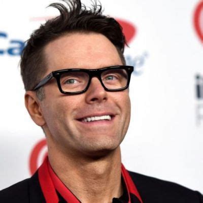 You Won’t Believe How Much Bobby Bones Makes in a Single Year—Here’s the Breakdown! - Veja Store Site