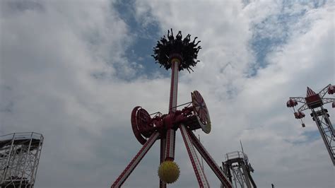 [4k] Luna 360 Ride At Luna Park Coney Island Brooklyn New York Usa