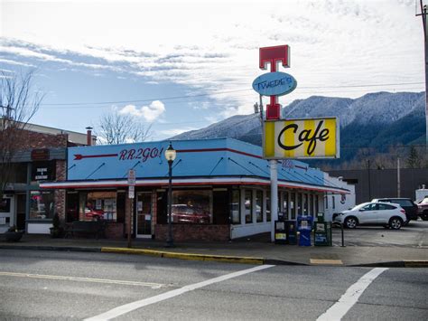 Ten Twin Peaks Locations We Hope To See 25 Years Later Curbed Seattle