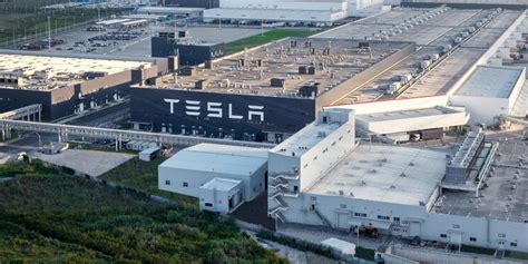 Encuentros respecto a la llegada de Tesla a Nuevo León