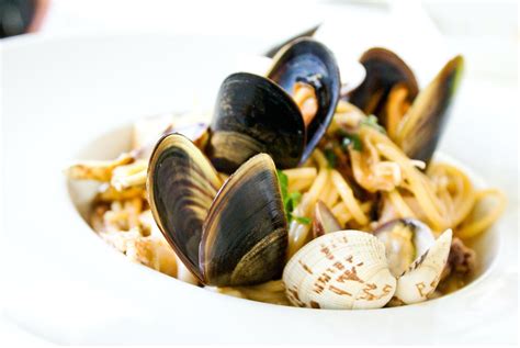 From Seafood to Tex-Mex: Must-Try Restaurants in Port Aransas - Beach houses and places to stay ...