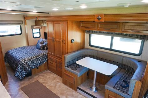 24-Jayco-Melbourne-Class-B-RV-Rental-8