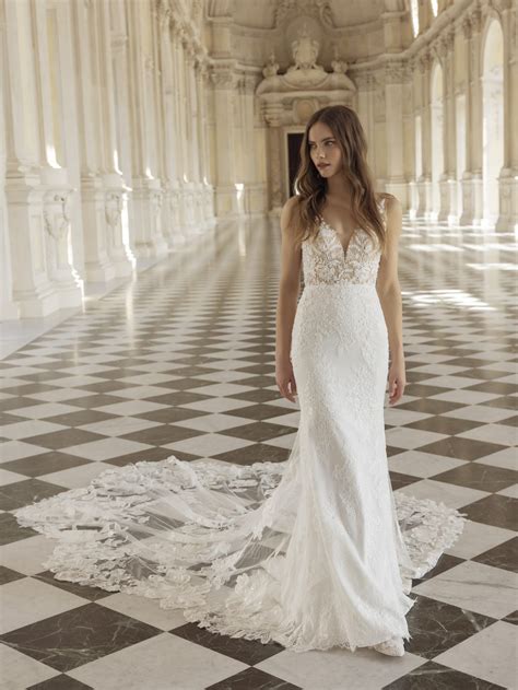 Abiti Da Sposa Capri Glamour E Sartorialit Made In Italy