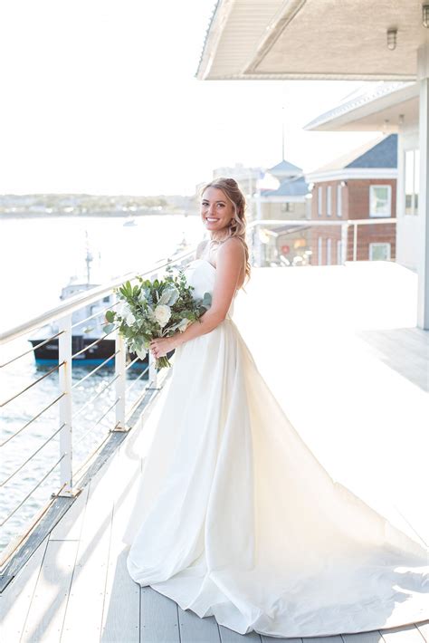 Waterfront Weddings Virginia Beach Julia Jake Lesner Inn Wedding