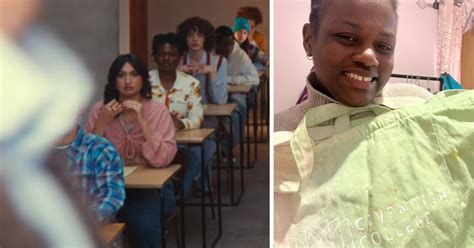 This Is Exactly What It S Like To Be On The Set Of Sex Education As An Extra