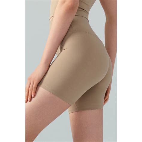 New Lycra Shorts No Awkwardness Line Quarter Yoga Shorts Women S Nude Sports Leggings High