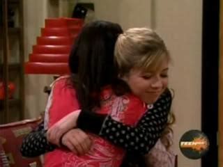 Image - Cam hug 2.jpg - iCarly Wiki