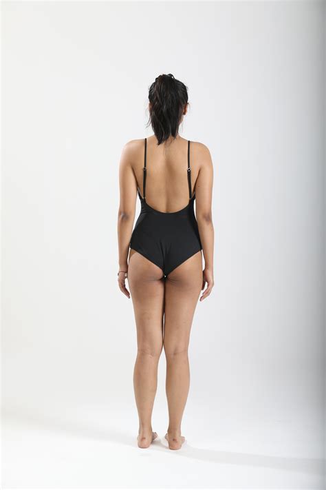 Swimwear Online India – IZSI