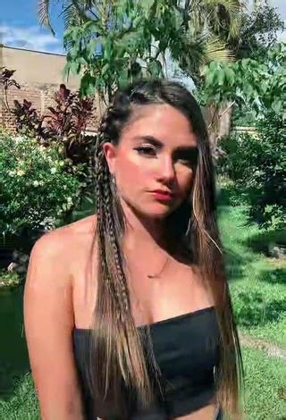 Hot Nude Chara Yasmin Charayasmin Videos Yephot