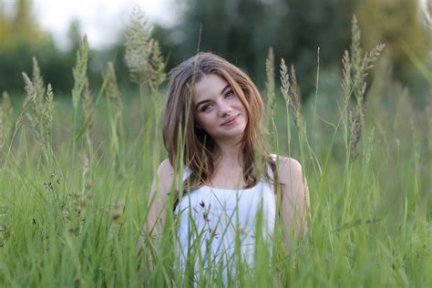 Smiling Auburn Hair Portrait Green Eyes Grass Face Women Outdoors