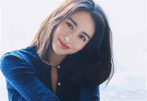 Hot girl Gen Z Trung Quốc có nhan sắc vô thực như AI tạo ra