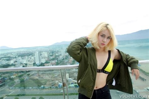 Misthy L Mu B Nh Streamer Misthy M C Bikini C C Sexy