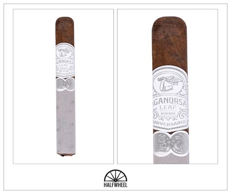 AGANORSA Leaf Aniversario Maduro Toro 2021 Halfwheel